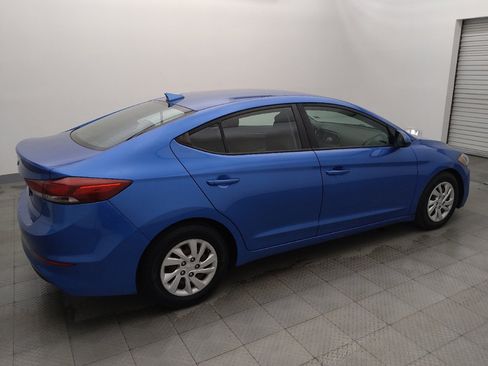 Used 2017 Hyundai Elantra SE FWD image 10