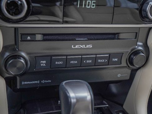 Used 2023 Lexus GX 460 Premium image 18