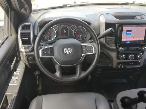 Used 2025 RAM 2500 Tradesman w/ Chrome Appearance Group image 16