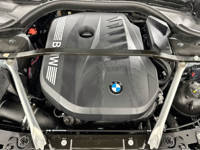 Used 2026 BMW 740i RWD image 36