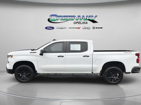 Used 2024 Chevrolet Silverado 1500 LT Trail Boss w/ Convenience Package II image 5
