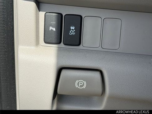 Used 2014 Honda Pilot Touring image 21