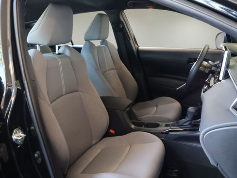 Used 2023 Toyota Corolla Cross S image 19