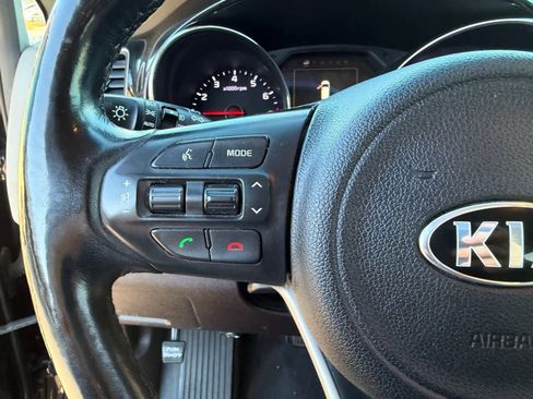 Used 2018 Kia Sedona SX Limited w/ SX Limited Prestige Package image 35