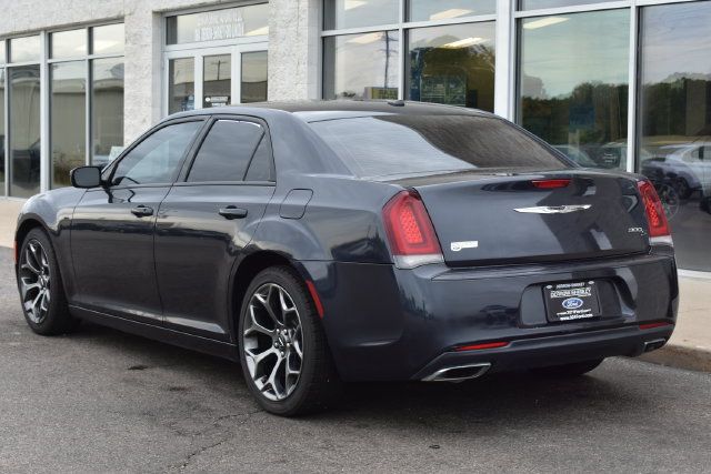 Used 2017 Chrysler 300 S RWD image 11