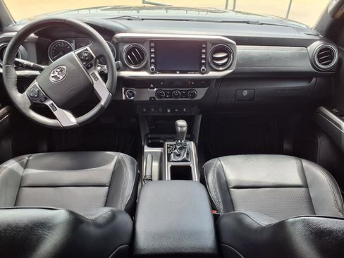 Used 2023 Toyota Tacoma Limited RWD image 9