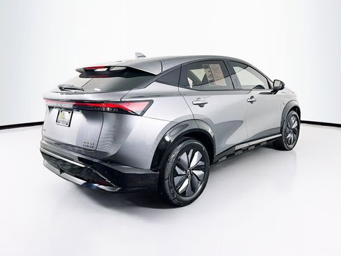 Used 2023 Nissan Ariya AWD image 9