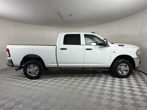 Used 2024 RAM 3500 Tradesman w/ Chrome Appearance Group AWD/4WD image 8