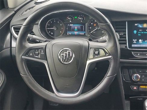 Used 2020 Buick Encore Preferred image 11