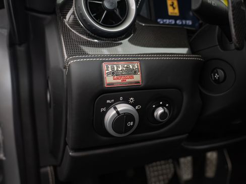 Used 2009 Ferrari 599 GTB Fiorano RWD image 13