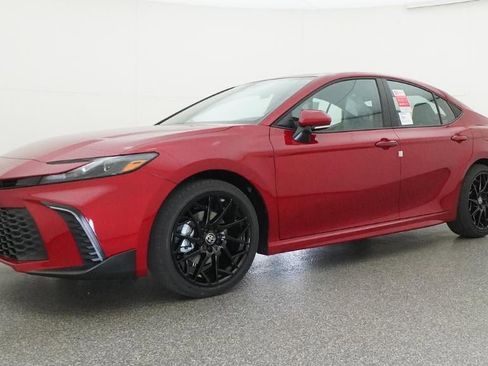 New 2026 Toyota Camry SE image 17