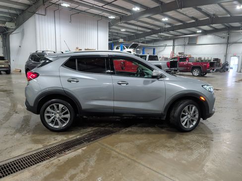 Used 2023 Buick Encore GX Essence w/ Experience Buick Package image 2