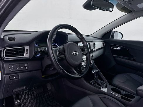 Used 2018 Kia Niro EX w/ EX Premium Package image 12