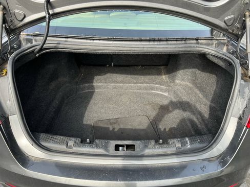 Used 2019 Ford Taurus SEL w/ Equipment Group 201A image 13