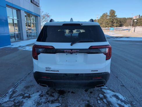 Used 2023 GMC Acadia SLE w/ Driver Convenience Package image 7