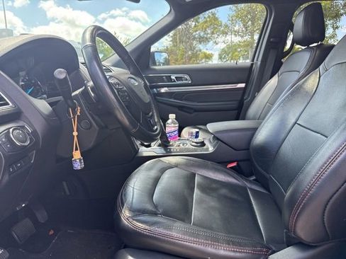 Used 2019 Ford Explorer Sport w/ Equipment Group 401A image 4