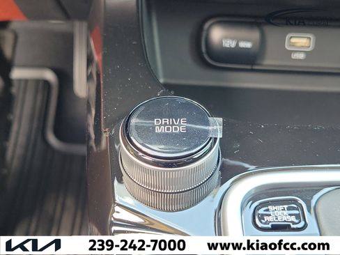 New 2026 Kia Seltos S FWD image 29