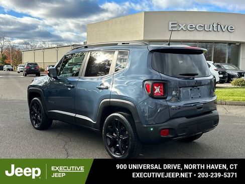 Certified 2022 Jeep Renegade Altitude w/ Convenience Group image 4