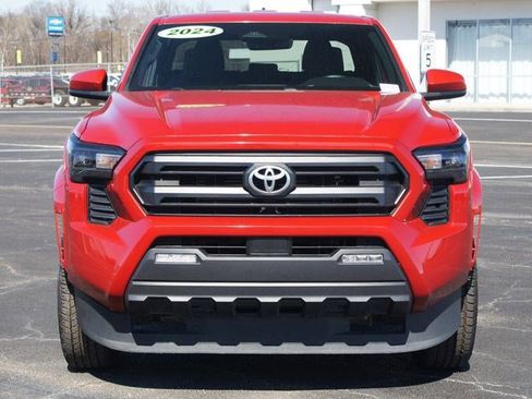 Used 2024 Toyota Tacoma SR5 image 23