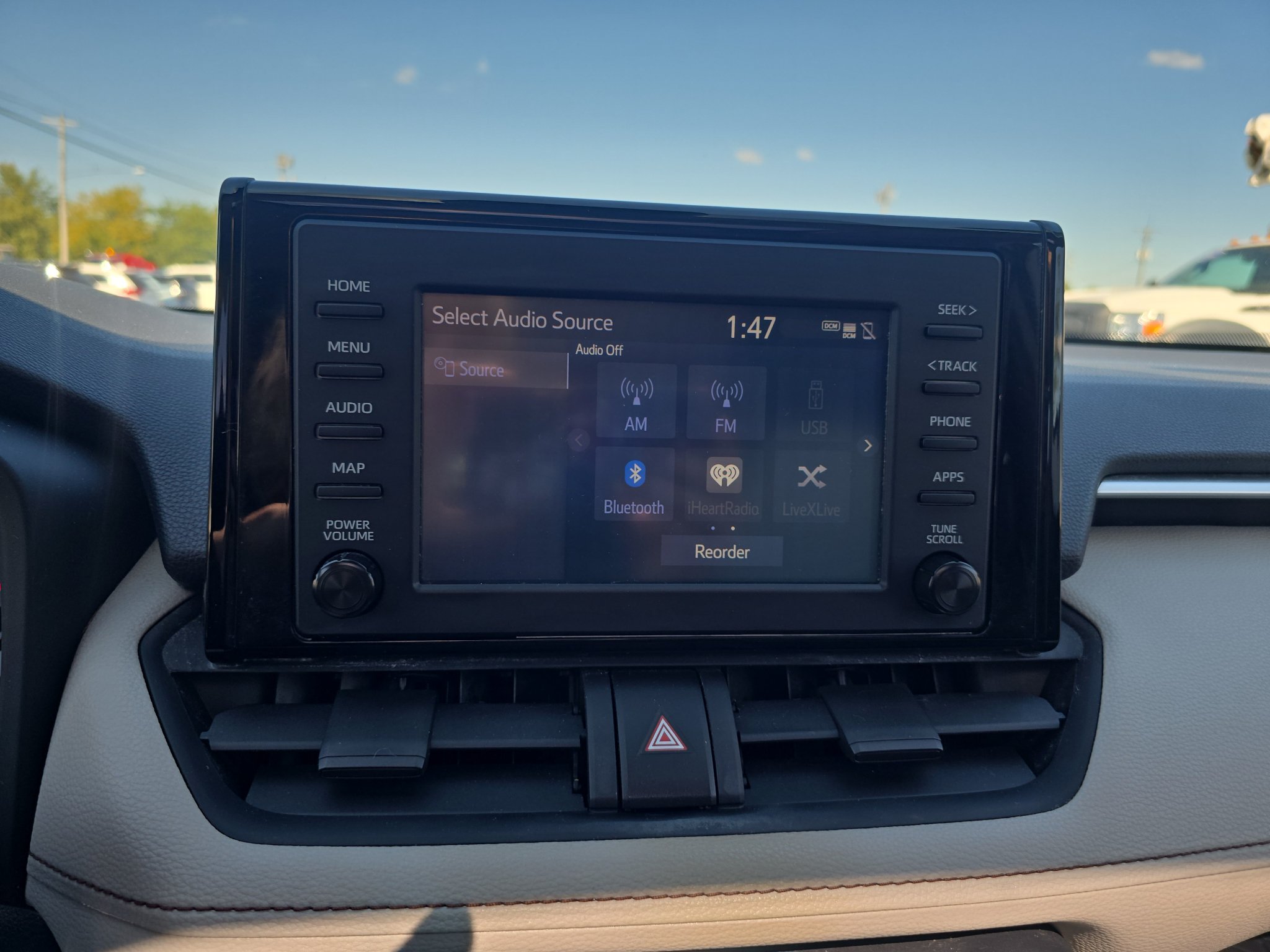 Used 2019 Toyota RAV4 XLE w/ Convenience Package AWD/4WD image 25