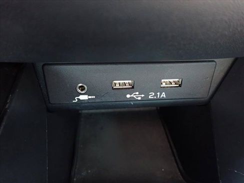 Used 2022 Subaru Legacy Premium AWD/4WD image 17