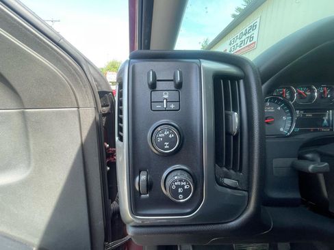 Used 2016 Chevrolet Silverado 1500 LT w/ LT Convenience Package AWD/4WD image 12