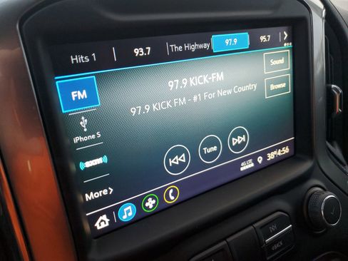 Used 2022 Chevrolet Silverado 1500 LT image 21