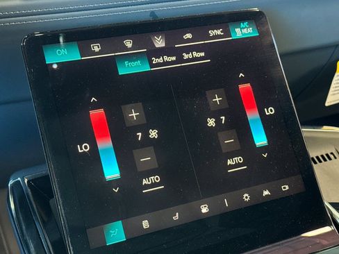 Used 2025 Cadillac Escalade IQ Sport 2 image 28