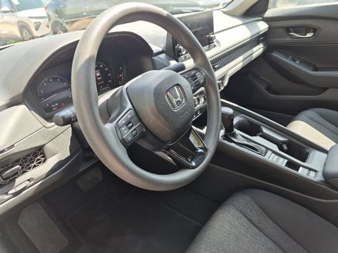 Used 2025 Honda Accord LX image 7