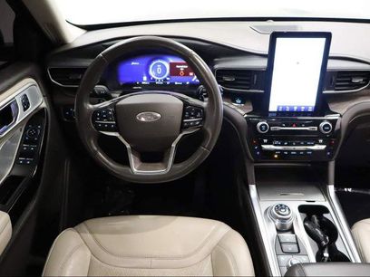 Certified 2021 Ford Explorer Platinum w/ Equipment Group 601A