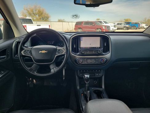 Used 2022 Chevrolet Colorado Z71 w/ Safety Package image 10