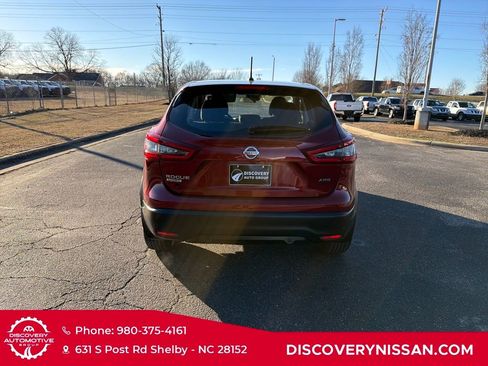 Certified 2021 Nissan Rogue Sport S image 8