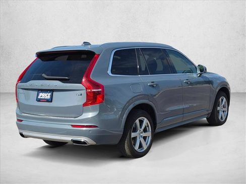 Used 2020 Volvo XC90 T6 Momentum AWD/4WD image 5