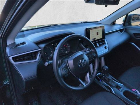 Used 2024 Toyota Corolla Cross LE AWD/4WD image 10