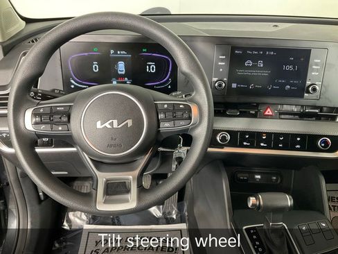 Certified 2023 Kia Sportage LX image 17