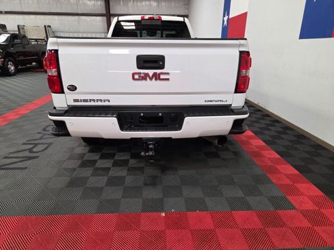 Used 2015 GMC Sierra 3500 Denali w/ Duramax Plus Package AWD/4WD image 7