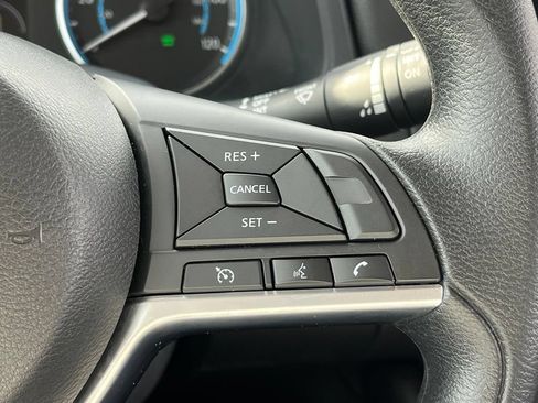 Used 2025 Nissan Leaf S FWD image 16