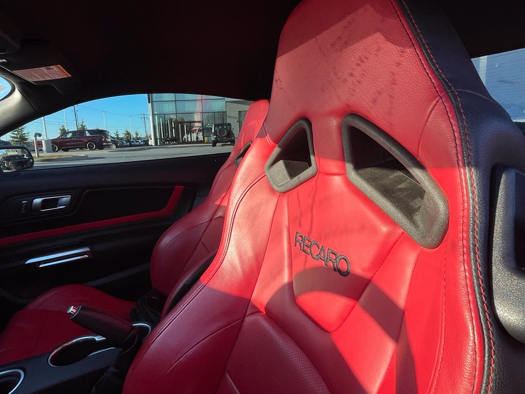 Used 2022 Ford Mustang GT Premium w/ GT Performance Package RWD image 7