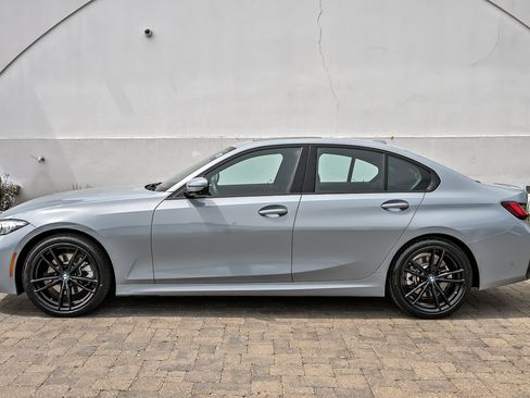 Used 2024 BMW 330i xDrive Sedan w/ M Sport Package AWD/4WD image 11