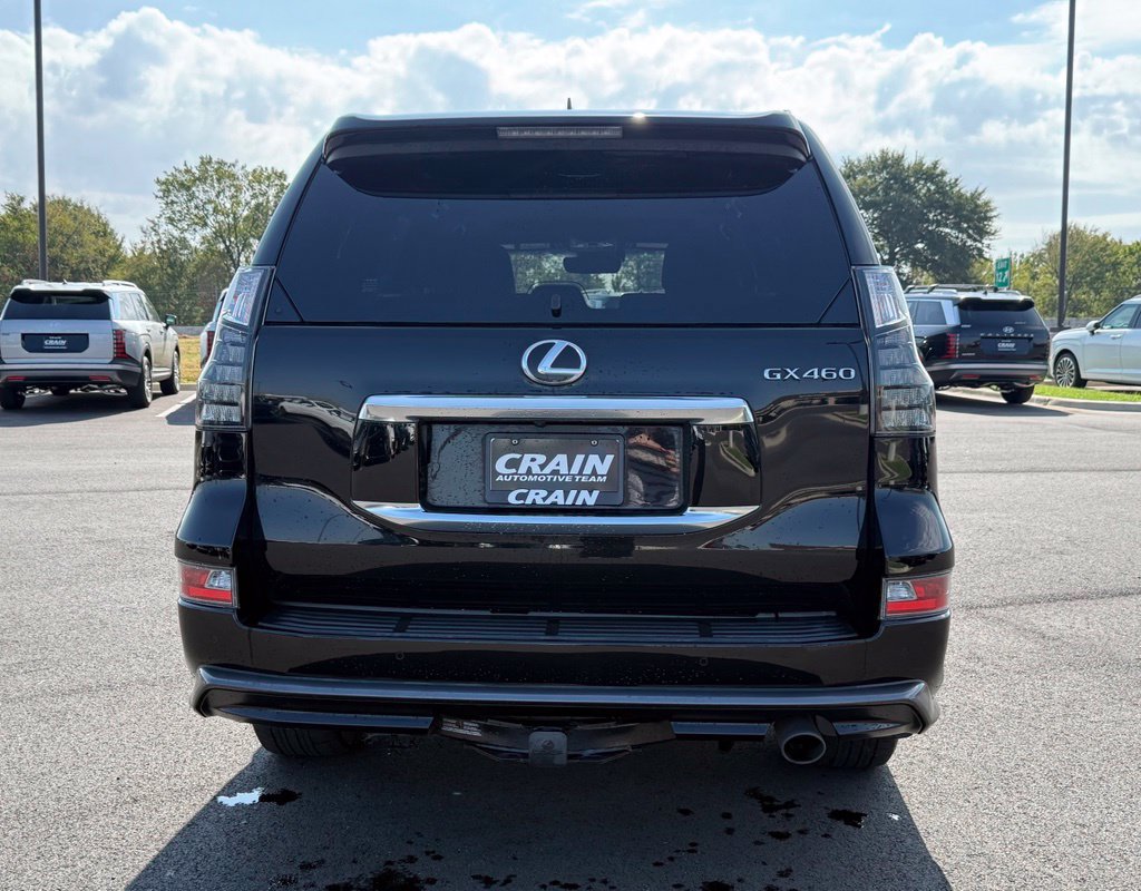 Used 2023 Lexus GX 460 Luxury w/ Sport Design Package AWD/4WD image 6
