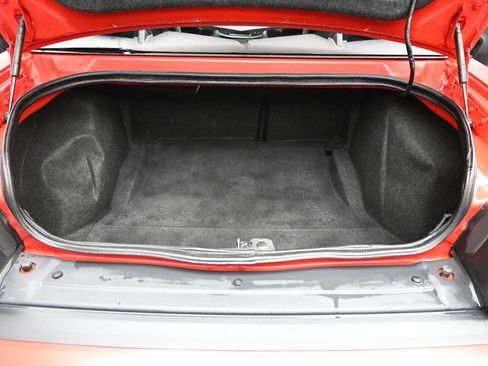 Used 2016 Dodge Challenger SXT Plus RWD image 19