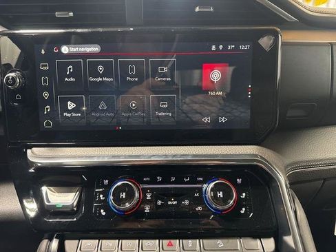 New 2025 GMC Sierra 1500 Denali w/ Denali Reserve Package image 17