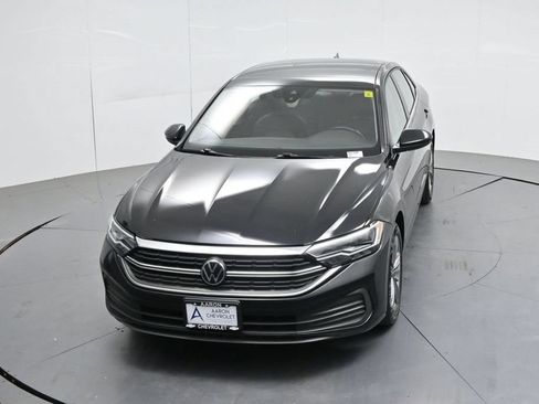 Used 2024 Volkswagen Jetta SE FWD image 52