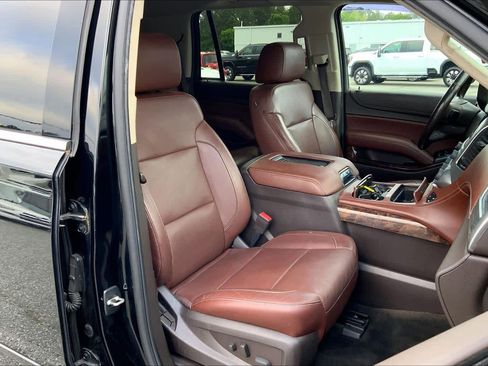 Used 2015 Chevrolet Tahoe LTZ RWD image 9