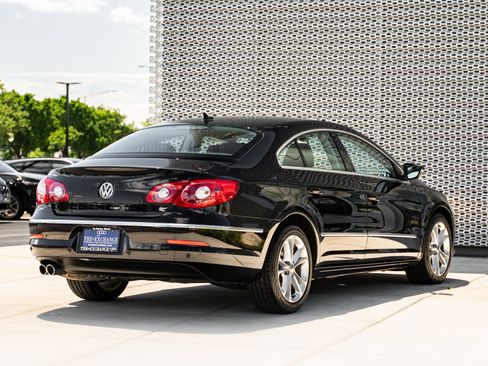 Used 2009 Volkswagen CC Luxury FWD image 4