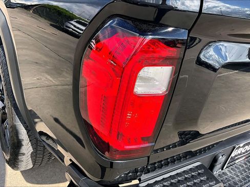 Certified 2023 GMC Canyon Denali w/ Denali Black Edition image 28
