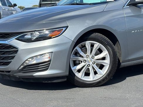 Used 2023 Chevrolet Malibu LT FWD image 3
