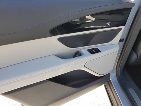 New 2026 Lincoln Nautilus Premier w/ Jet Appearance Package AWD/4WD image 8