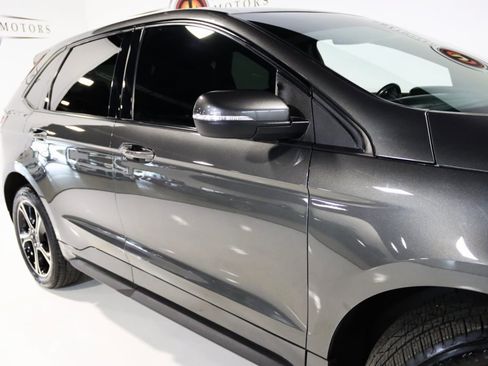 Used 2019 Ford Edge ST w/ Cold Weather Package image 8