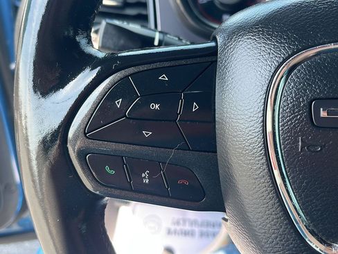 Used 2021 Dodge Challenger SXT w/ Driver Convenience Group RWD image 11